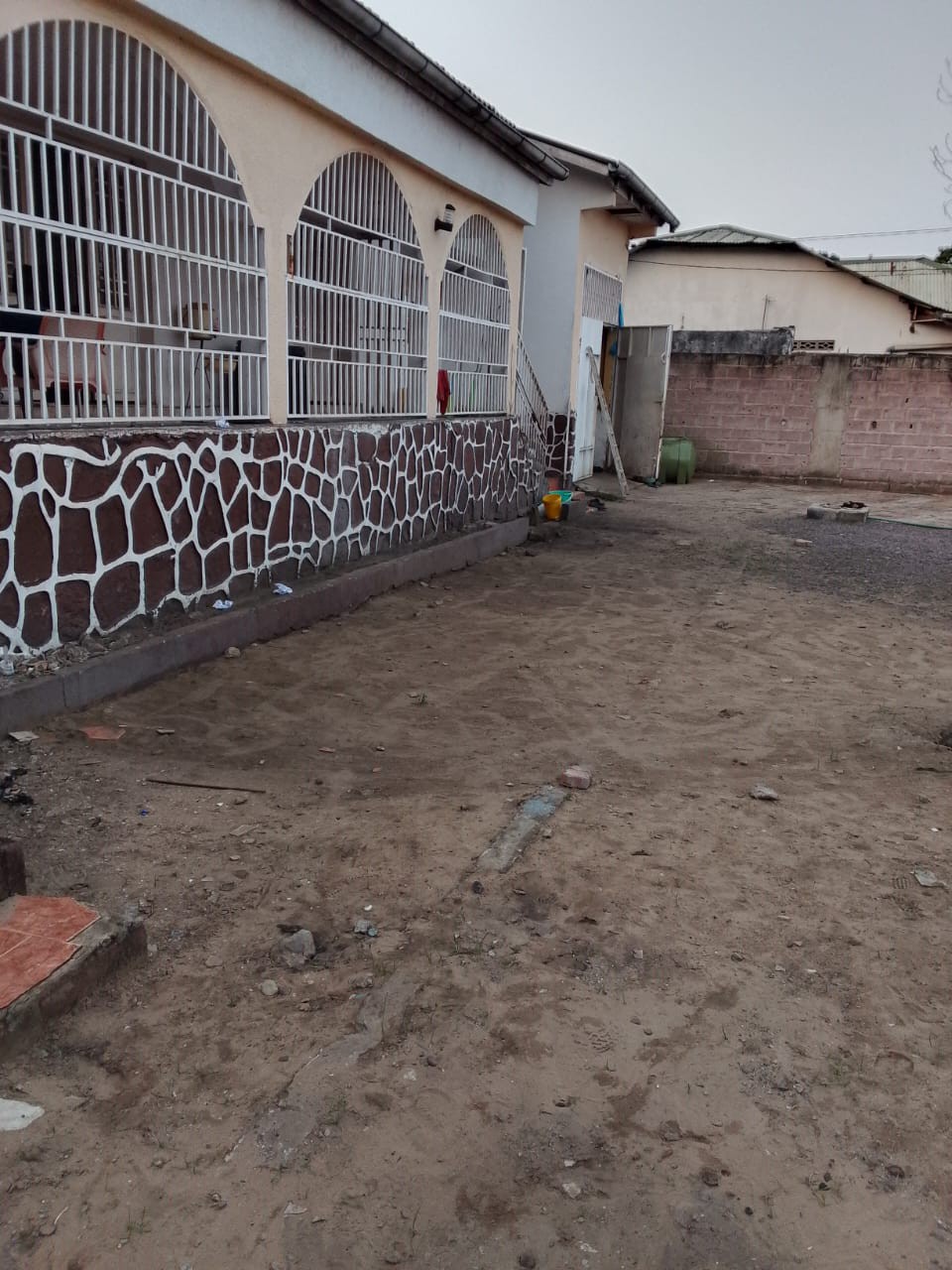 Parcelle-Terrain à Vendre – Mont-Ngafula, Kinshasa