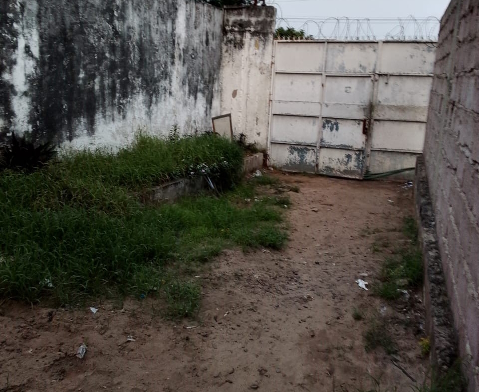 Parcelle-Terrain à Vendre – Mont-Ngafula, Kinshasa