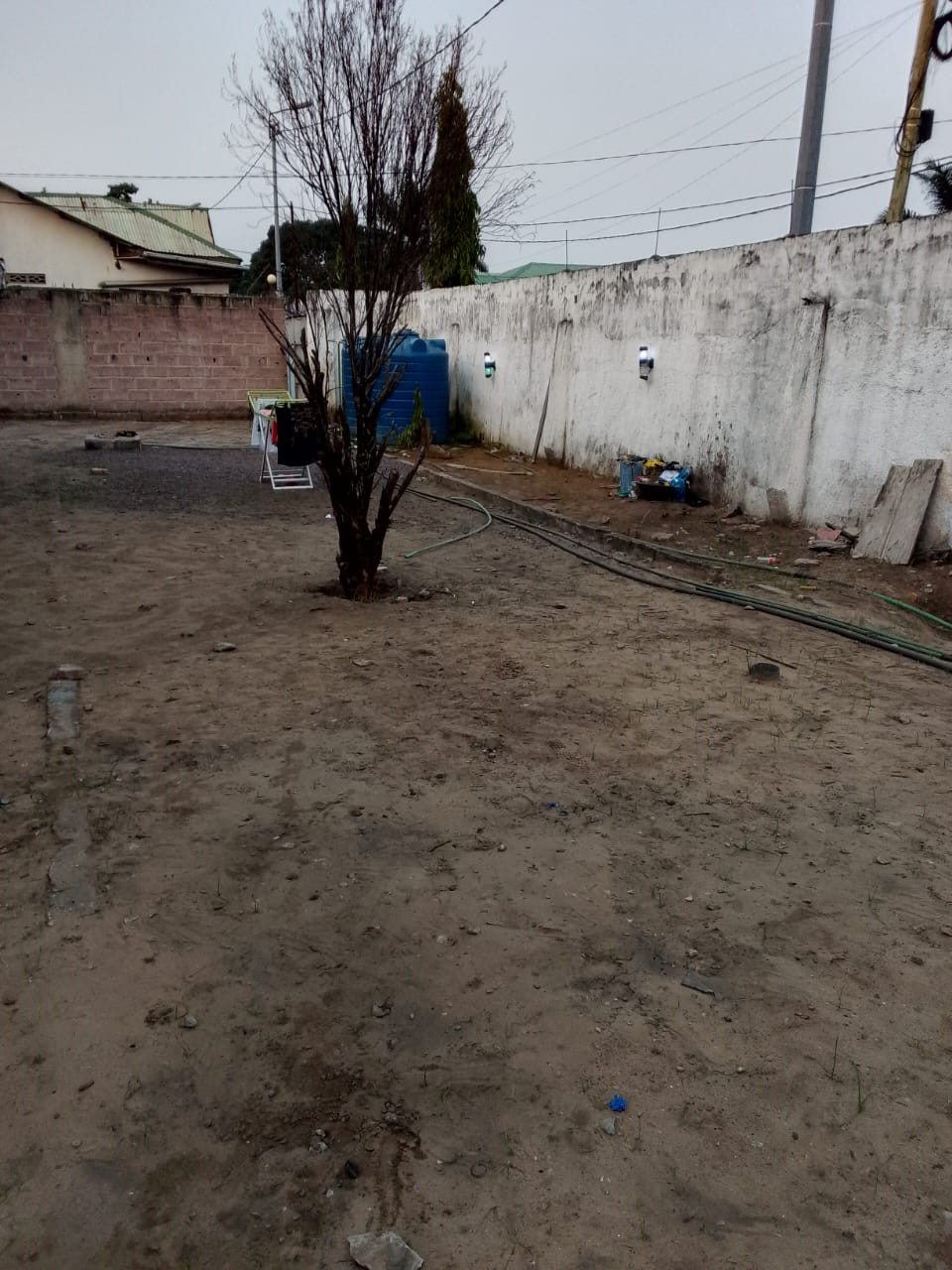 Parcelle-Terrain à Vendre – Mont-Ngafula, Kinshasa