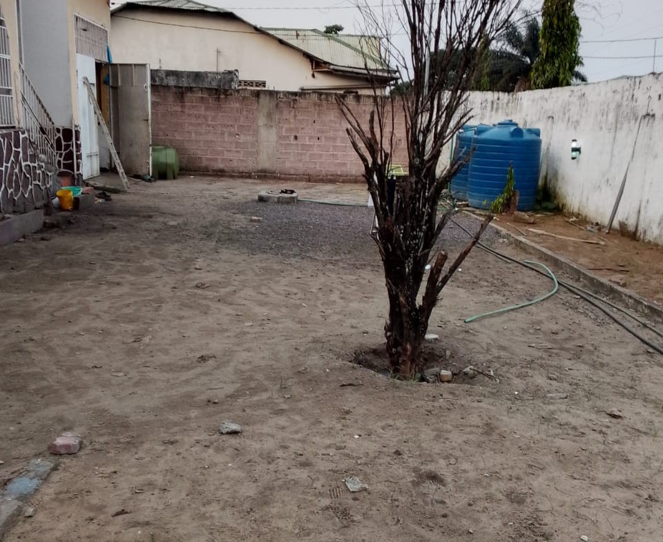 Parcelle-Terrain à Vendre – Mont-Ngafula, Kinshasa