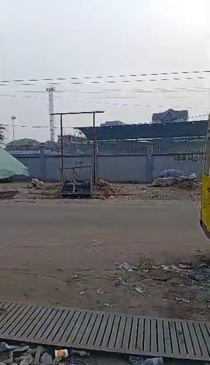 scaled_1007464785 Parcelle-Terrain à Vendre – Barumbu, Kinshasa