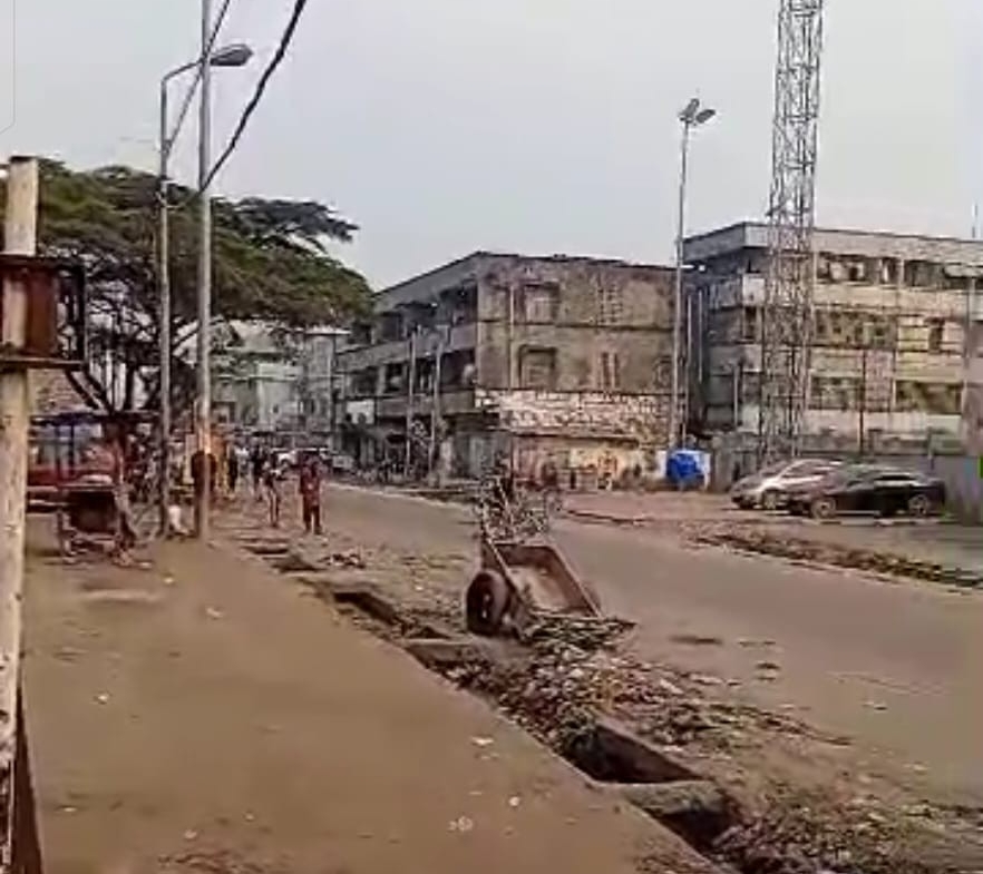Parcelle-Terrain à Vendre – Barumbu, Kinshasa