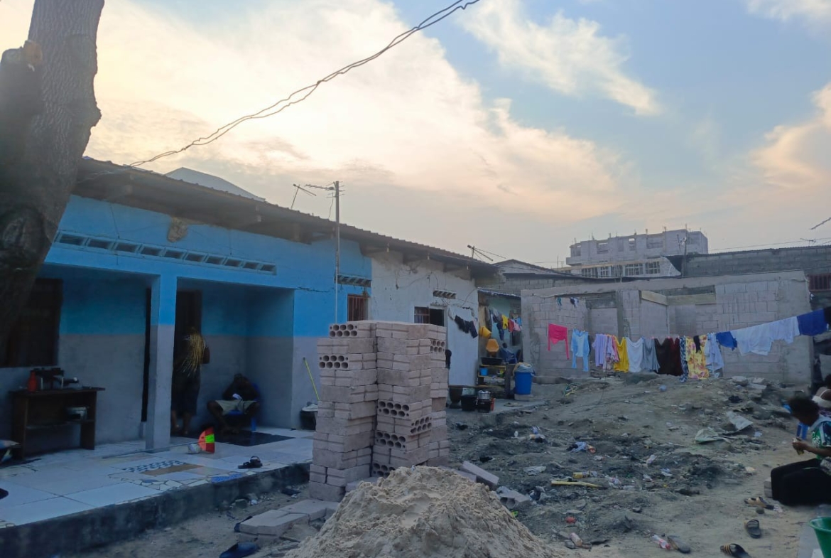 Parcelle-Terrain Commerciale à Vendre – Barumbu, Kinshasa