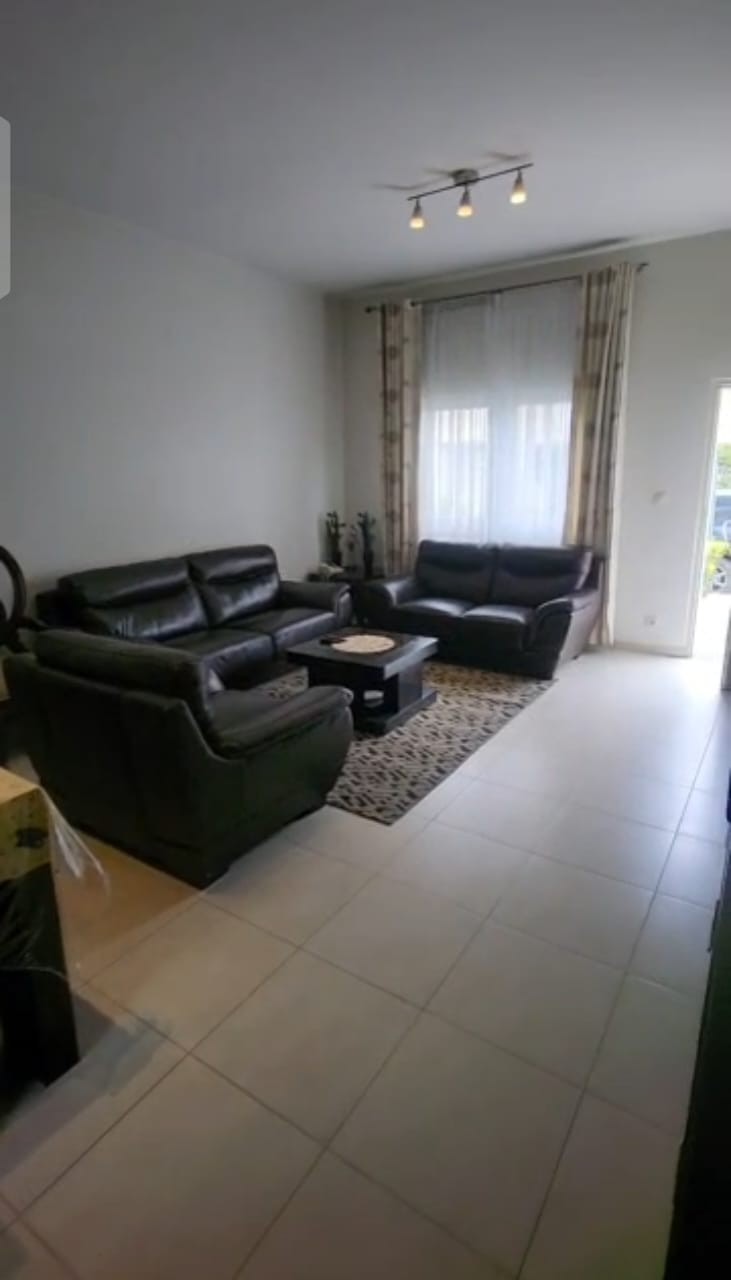 Villa Duplex à Vendre – Limete Funa, Kinshasa