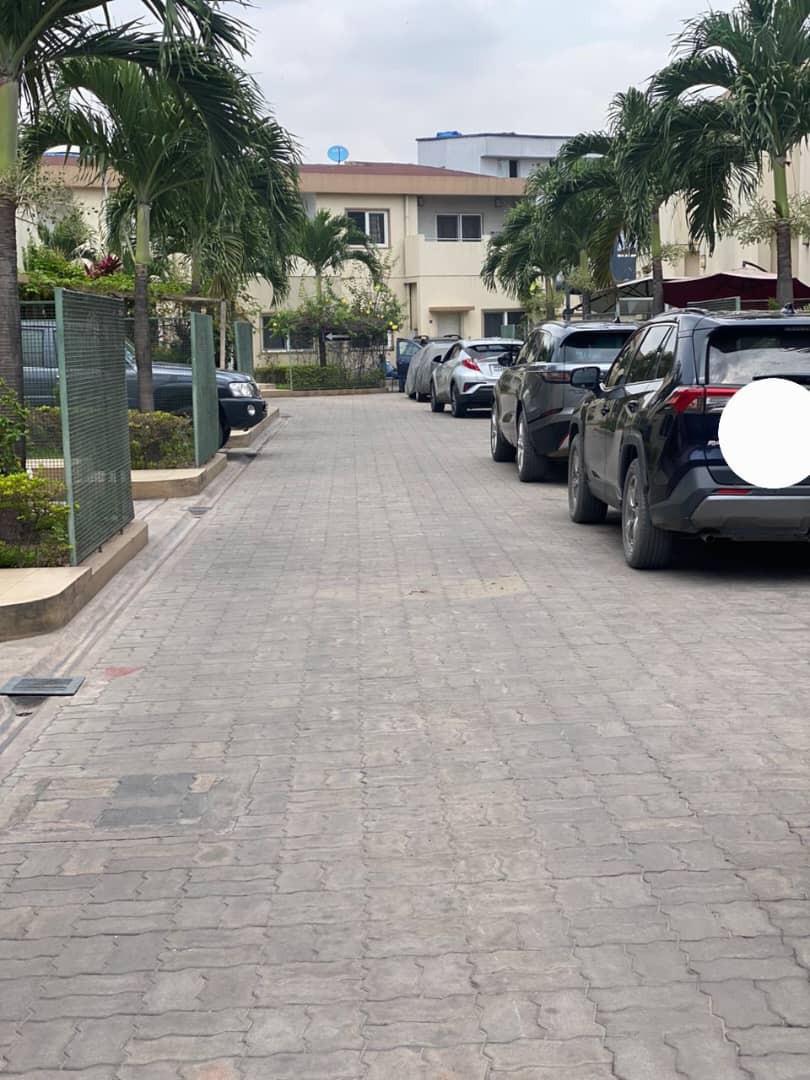 Villa Duplex à Vendre – Limete Funa, Kinshasa