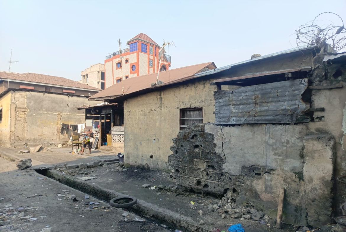 Parcelle-Terrain à Vendre – Barumbu, Kinshasa