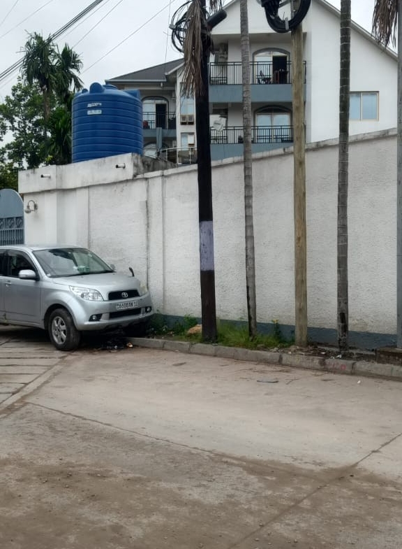 Immeuble à Vendre – Gombe, Kinshasa