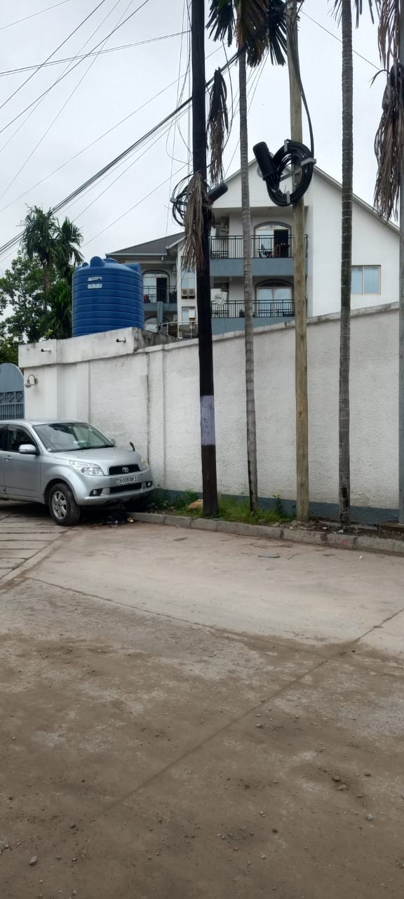 Immeuble à Vendre – Gombe, Kinshasa