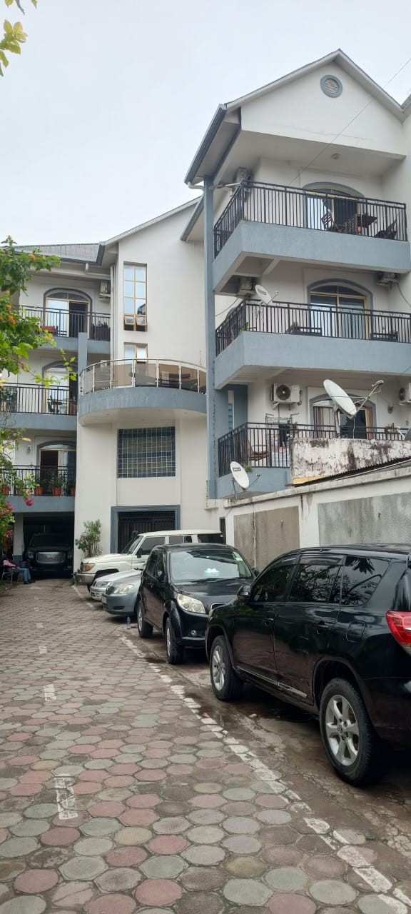 Immeuble à Vendre – Gombe, Kinshasa