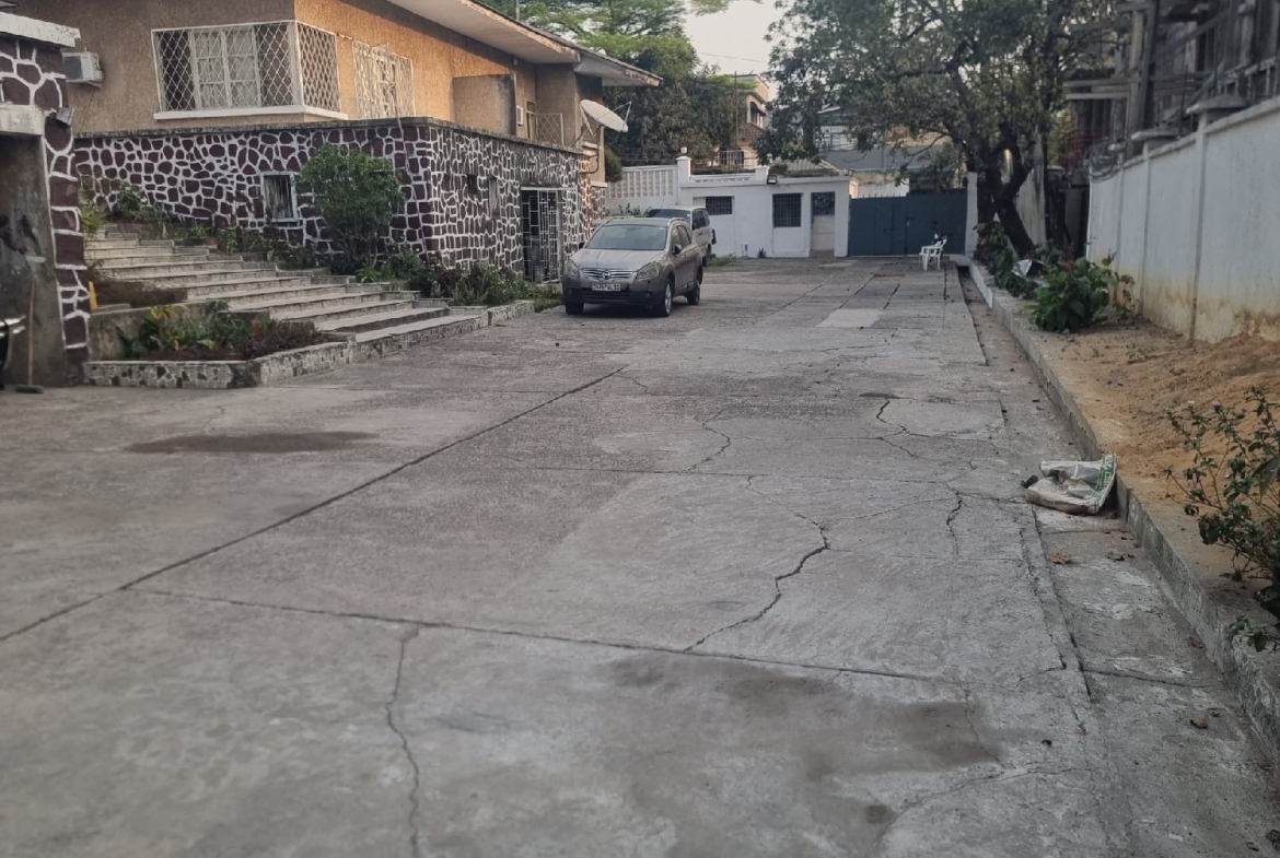 Villa à Vendre – Ngaliema, Kinshasa