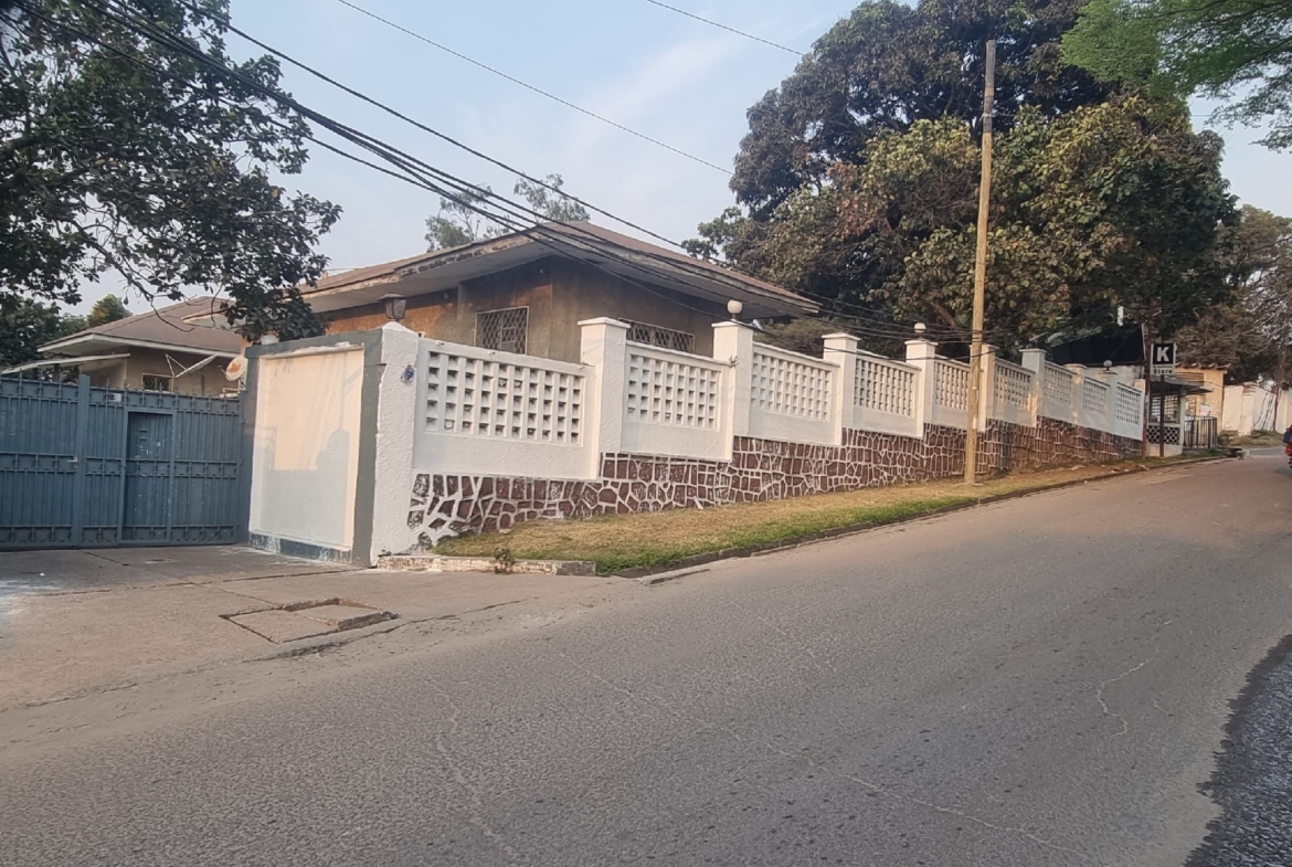 Villa à Vendre – Ngaliema, Kinshasa
