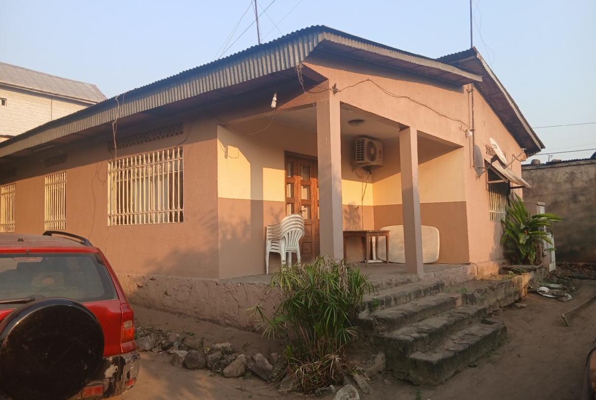 Parcelle-Terrain à Vendre – Ngaliema, Kinshasa