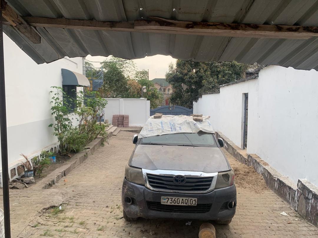 scaled_155642 Parcelle-Terrain à Vendre – Ngaliema, Kinshasa