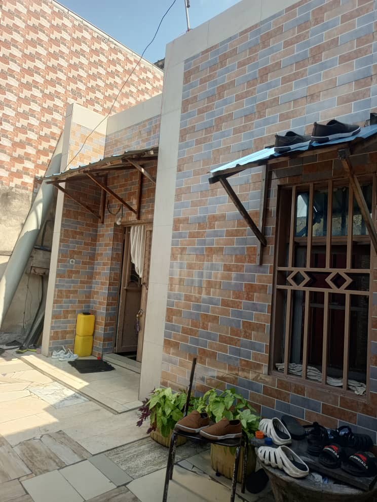 Parcelle-Terrain à Vendre – Barumbu, Kinshasa