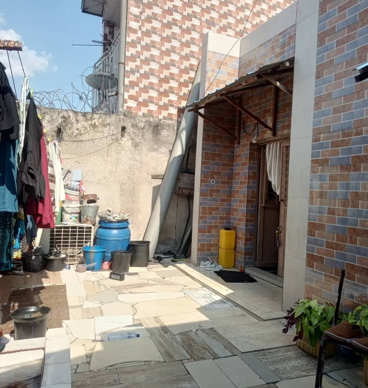 Parcelle-Terrain à Vendre – Barumbu, Kinshasa