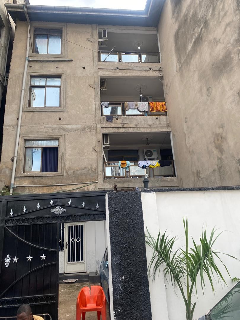scaled_165147 Immeuble à Vendre – Lingwala, Kinshasa