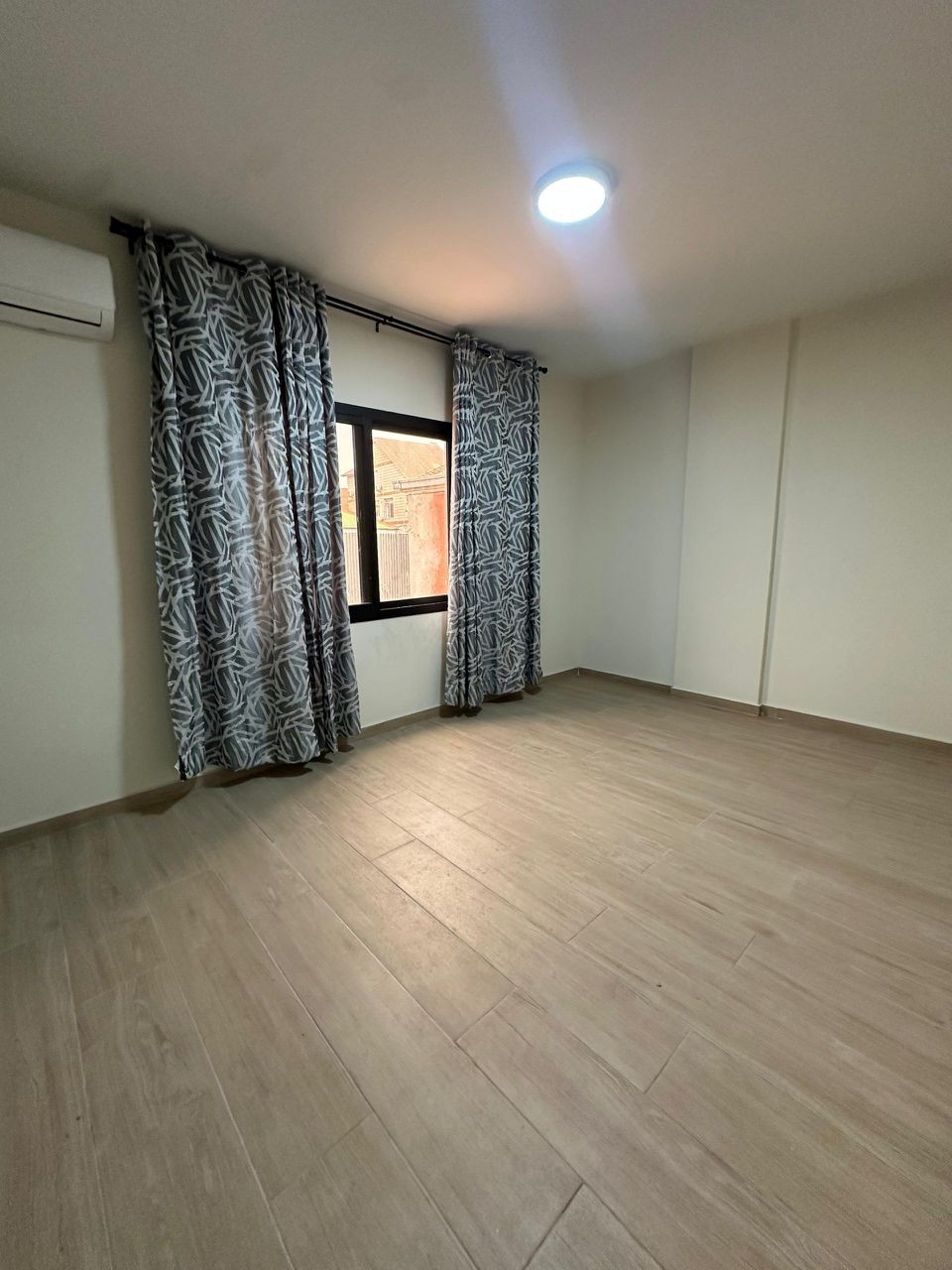 scaled_190576 Appartement à Louer – Limete, Kinshasa