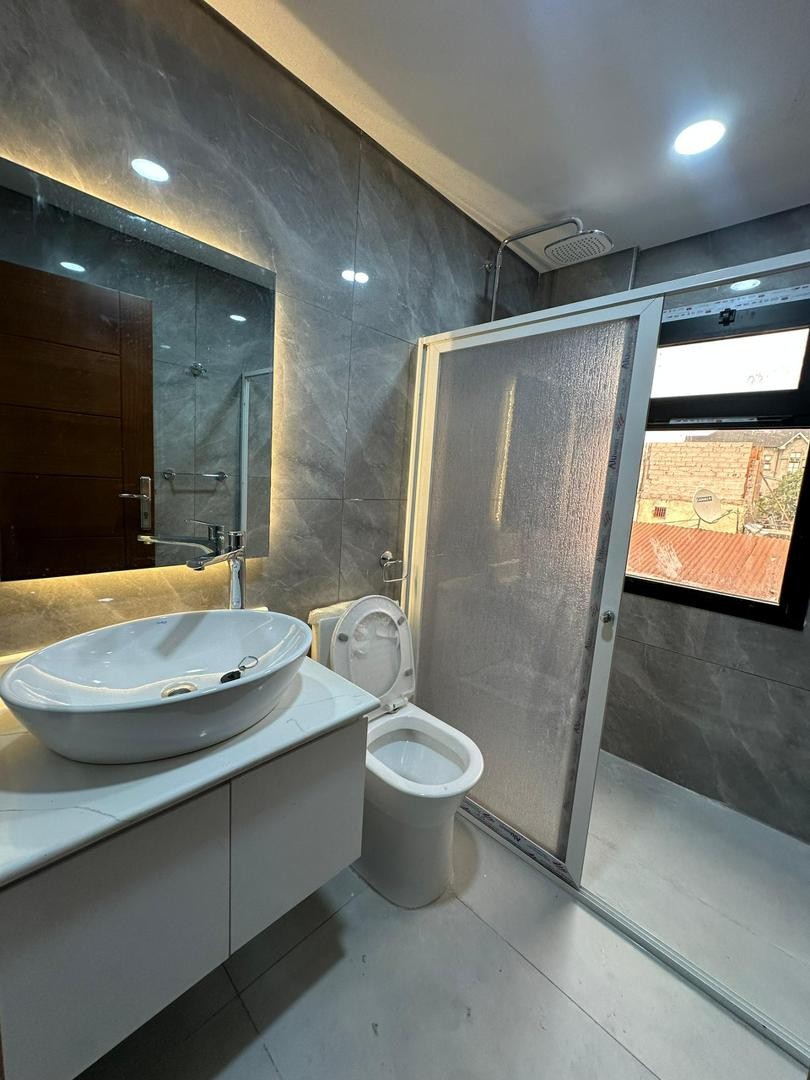 scaled_190584 Appartement à Louer – Limete, Kinshasa