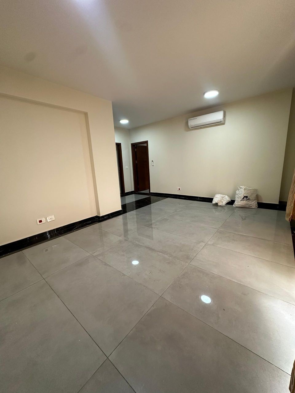 scaled_190585 Appartement à Louer – Limete, Kinshasa