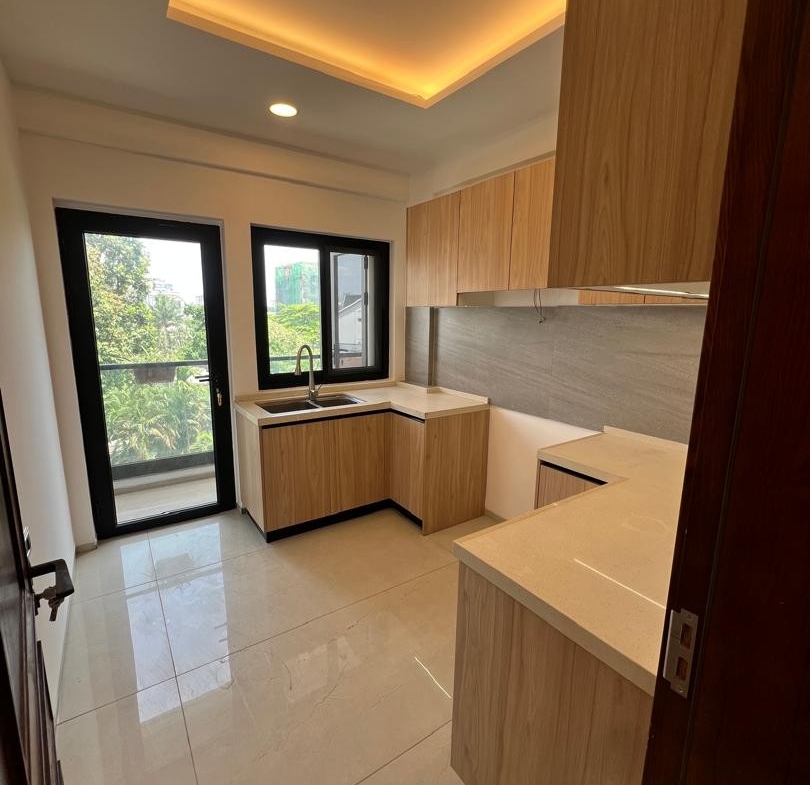 Immeuble à Louer – Gombe, Kinshasa