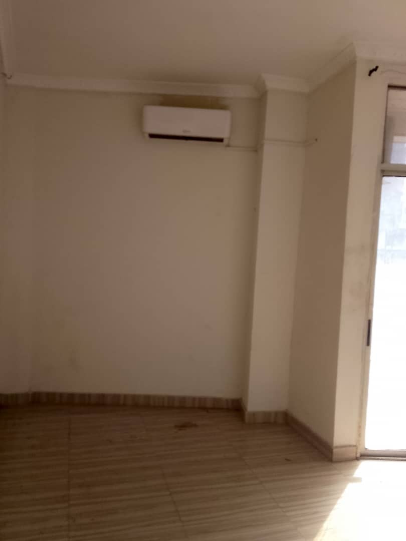 Appartement à Louer – GB, Kinshasa