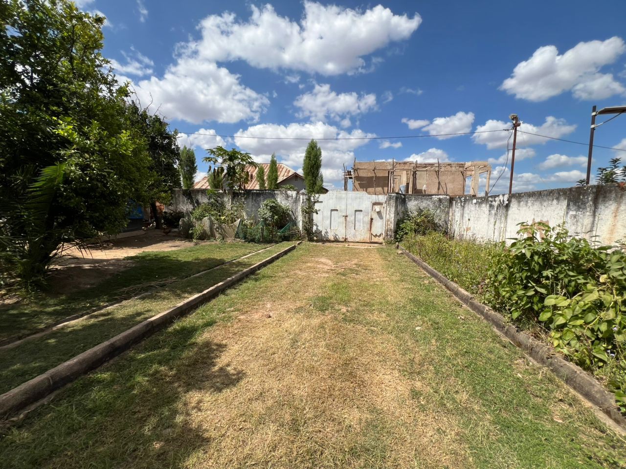 Parcelle-Terrain à Vendre – Lubumbashi