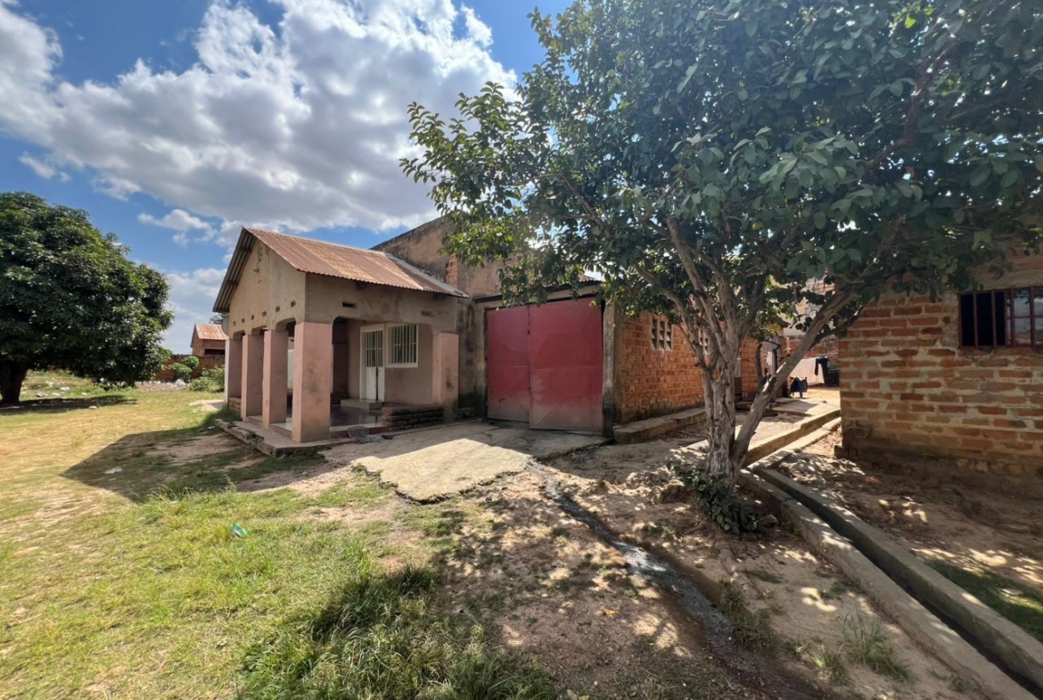 Parcelle-Terrain à Vendre – Lubumbashi