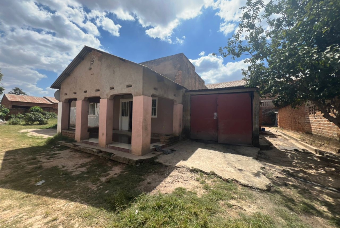 Parcelle-Terrain à Vendre – Lubumbashi