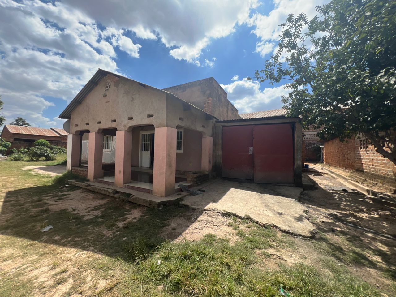 Parcelle-Terrain à Vendre – Lubumbashi