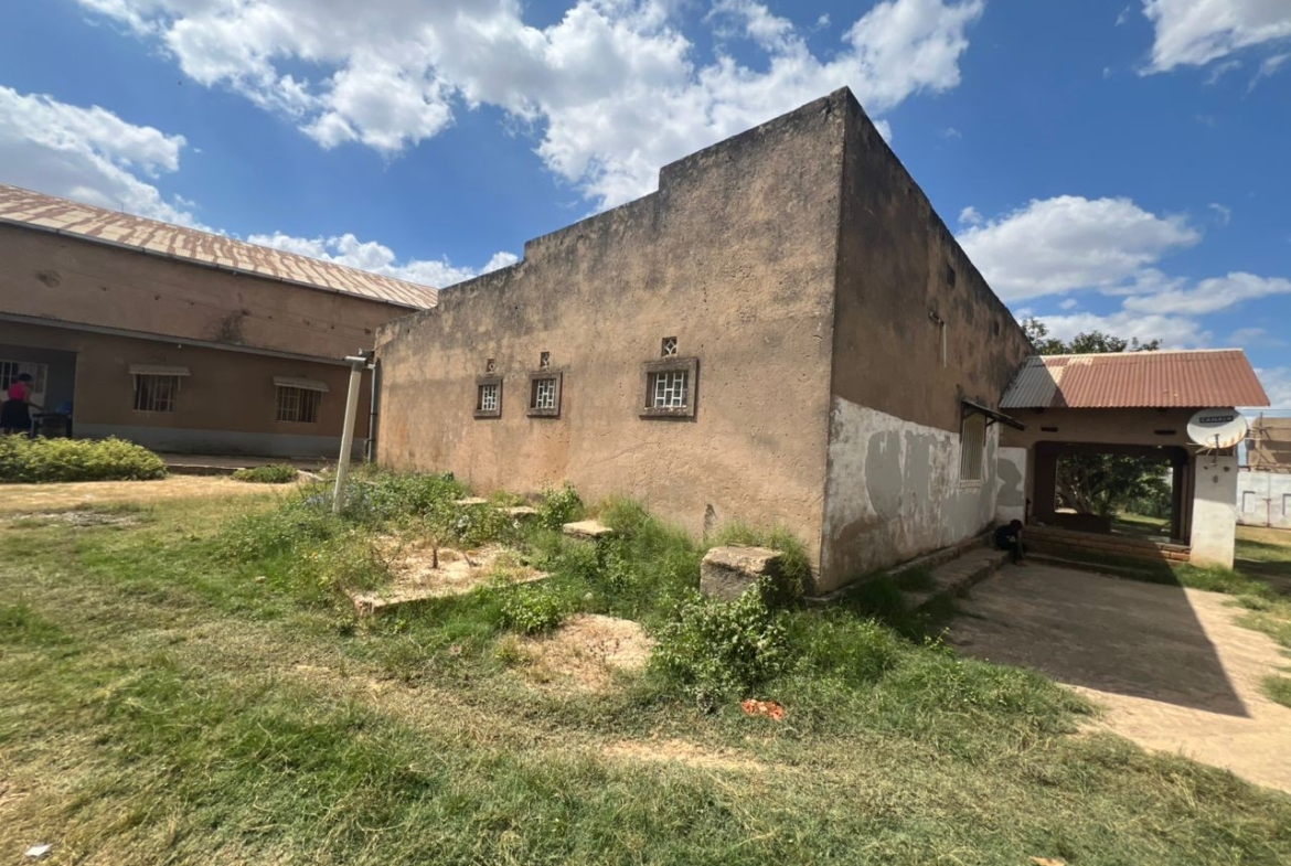 Parcelle-Terrain à Vendre – Lubumbashi