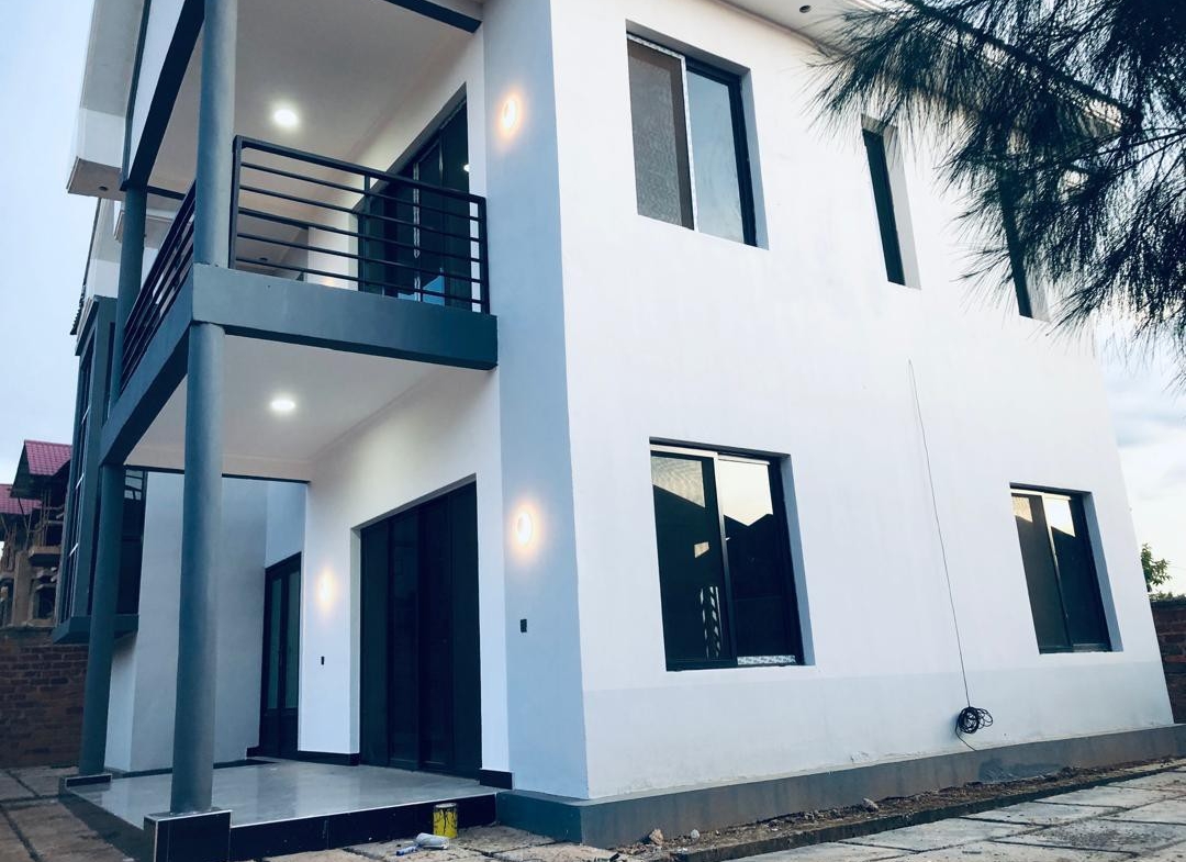 Maison à Louer – Golf Kabulameshi, Lubumbashi