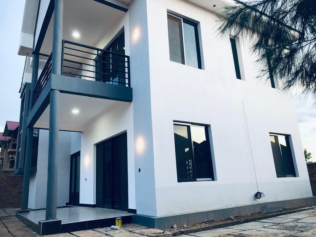 Maison à Louer – Golf Kabulameshi, Lubumbashi