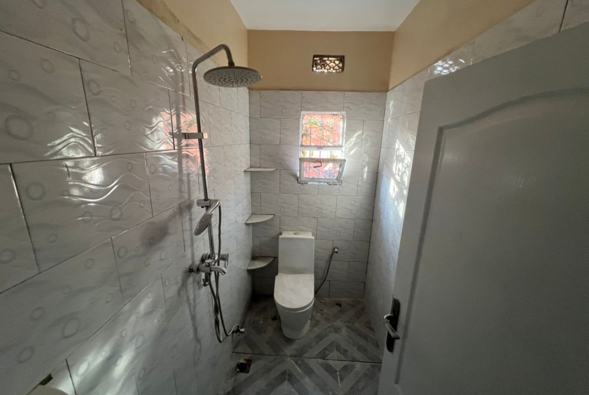 Maison à Louer – Joli Site, Lubumbashi