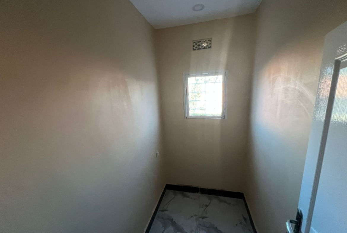 Maison à Louer – Joli Site, Lubumbashi