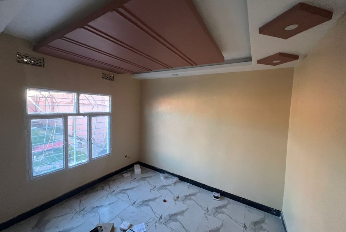 Maison à Louer – Joli Site, Lubumbashi