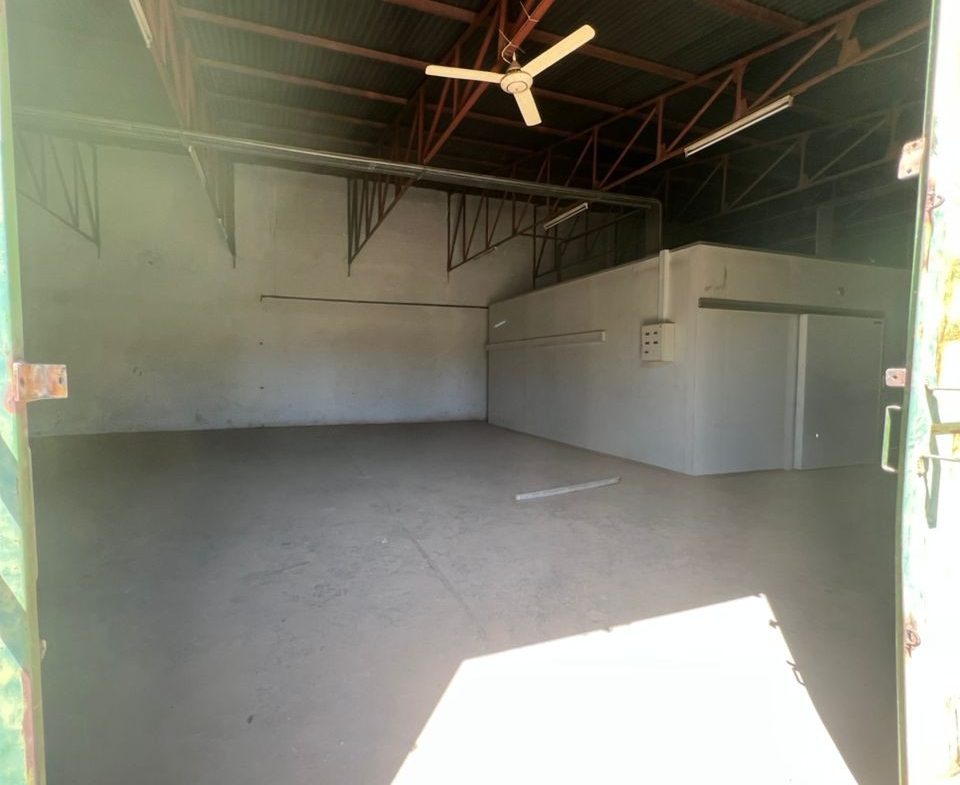 Entrepôt à Louer – Quartier Industriel, Lubumbashi