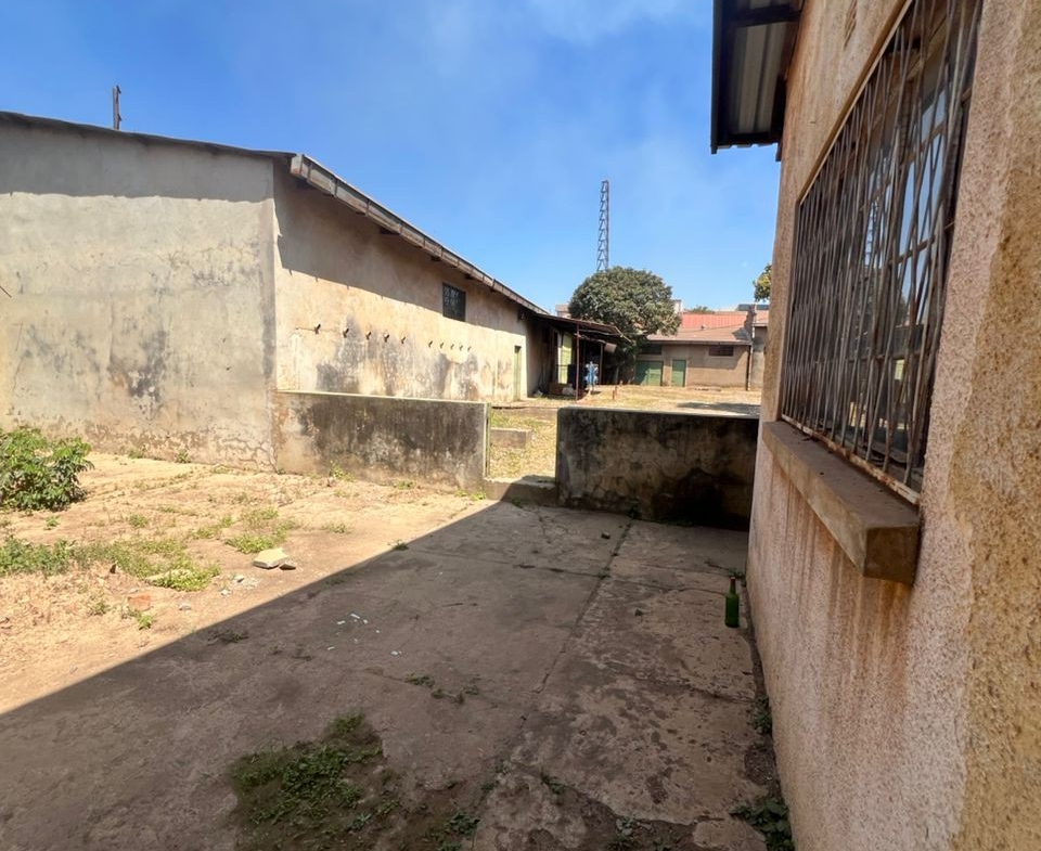 Entrepôt à Louer – Quartier Industriel, Lubumbashi