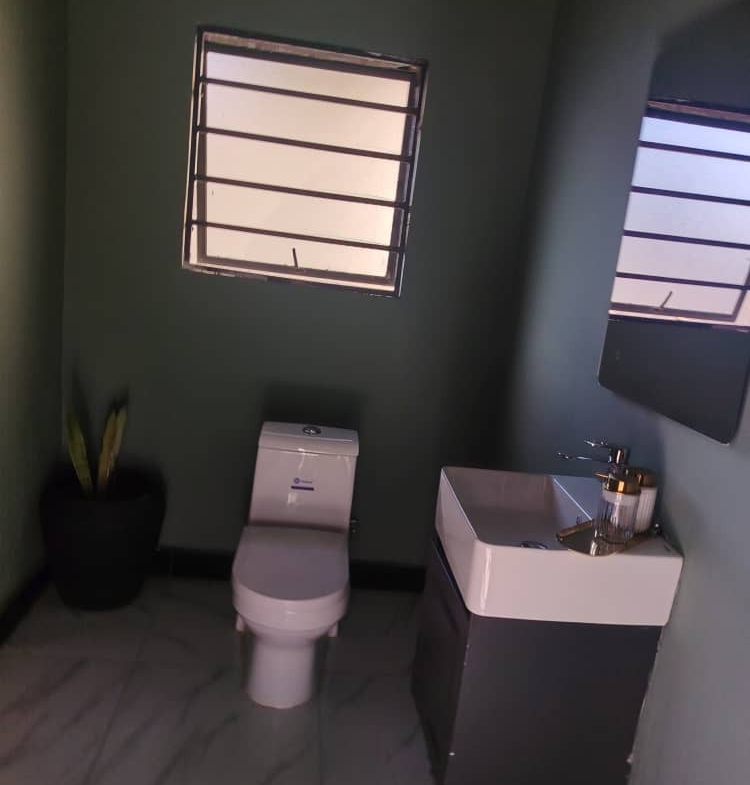 Maison à Vendre – Golf, Lubumbashi