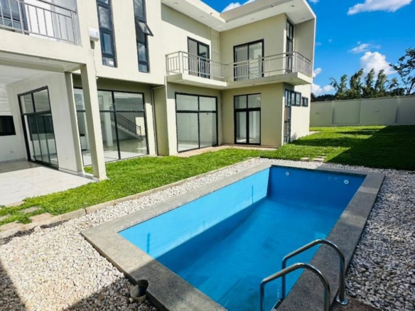 Maison à vendre – golf battant, lubumbashi