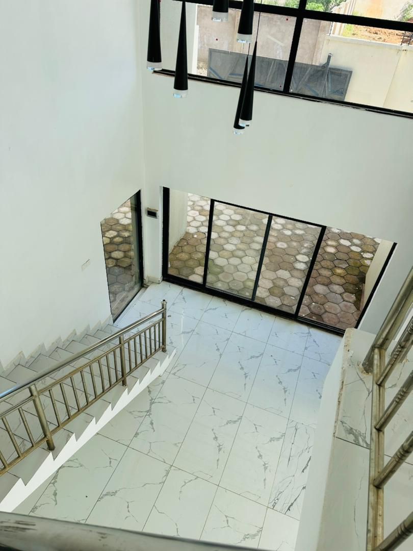 Maison à Vendre – Golf Battant, Lubumbashi