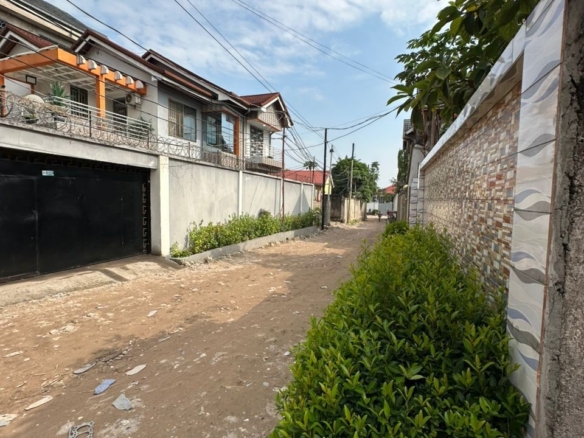 Maison à louer – macampagne, kinshasa