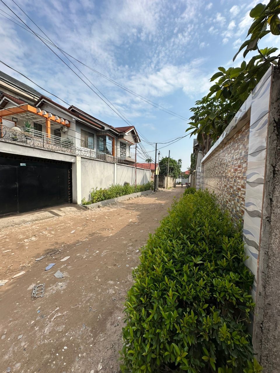 1779366988738-2d0e09a7-60b2-482c-9f01-d63ca003b63a Maison à Louer – Macampagne, Kinshasa