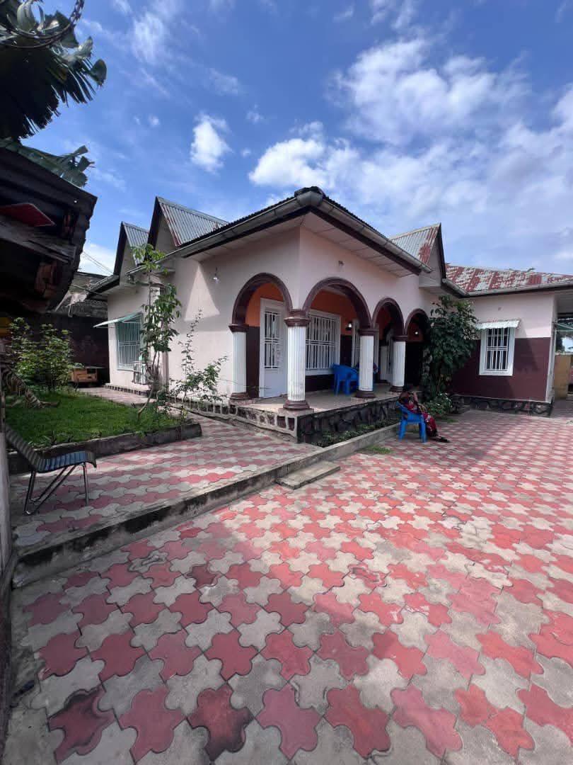 Maison à Louer – Mont-Ngafula, Kinshasa