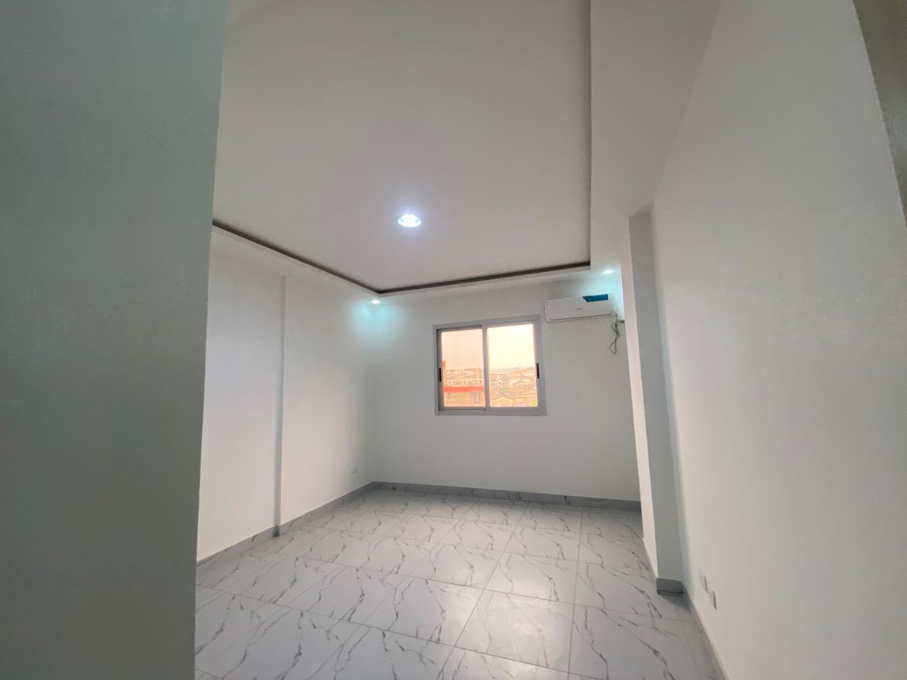 scaled_1000045825 Appartement à Louer – Kintambo, Kinshasa
