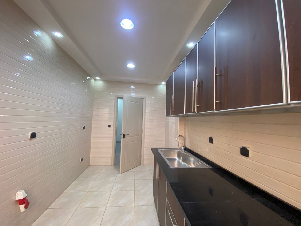 scaled_1000045831 Appartement à Louer – Kintambo, Kinshasa