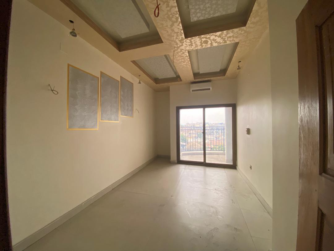 scaled_1000045906 Appartement à Louer – Kintambo, Kinshasa