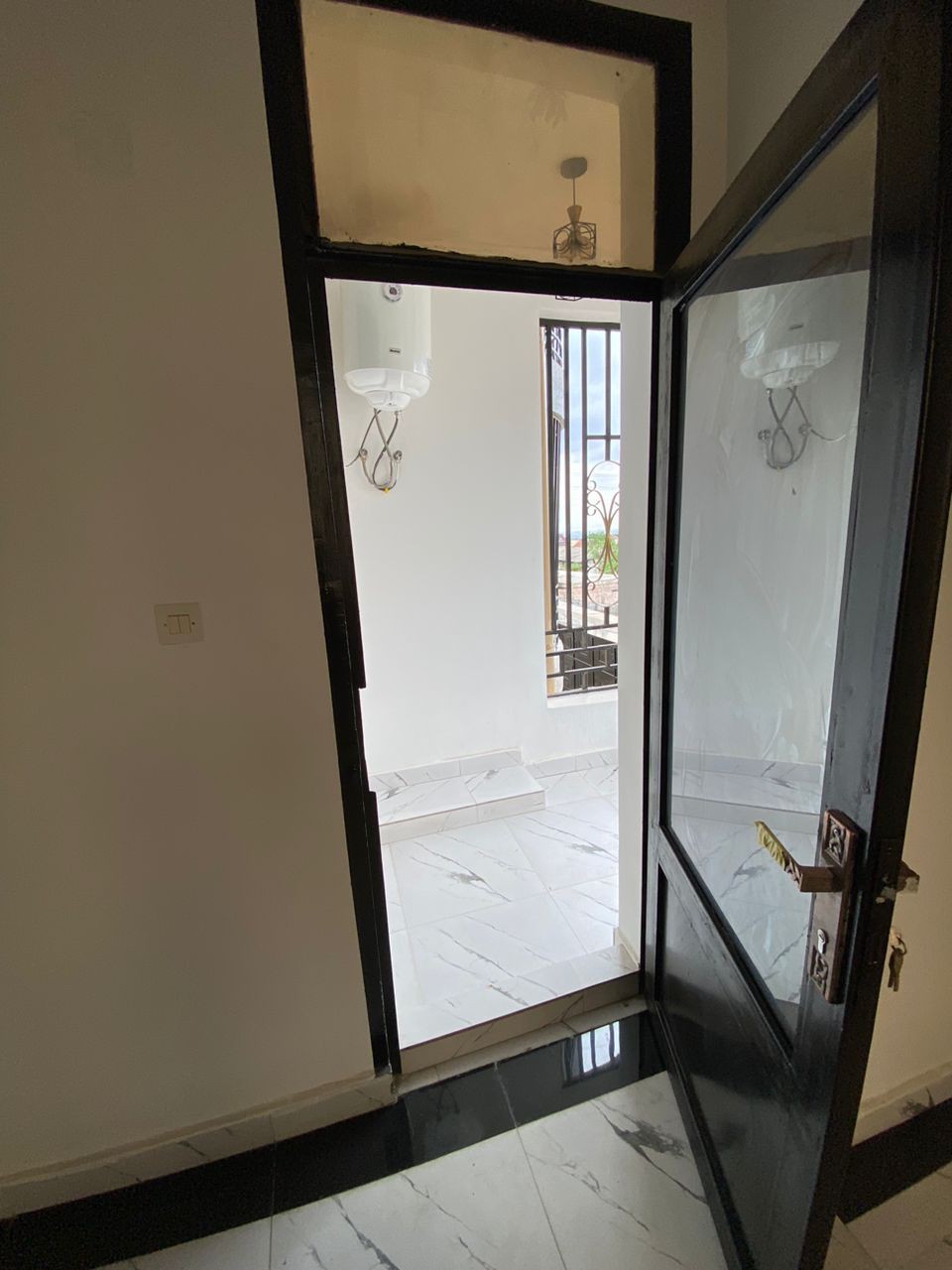 scaled_1000081880 Appartement à Louer – Ngaliema, Kinshasa