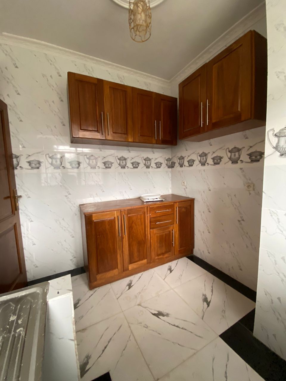 scaled_1000081882 Appartement à Louer – Ngaliema, Kinshasa