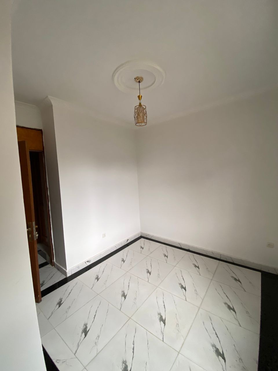 scaled_1000081884 Appartement à Louer – Ngaliema, Kinshasa