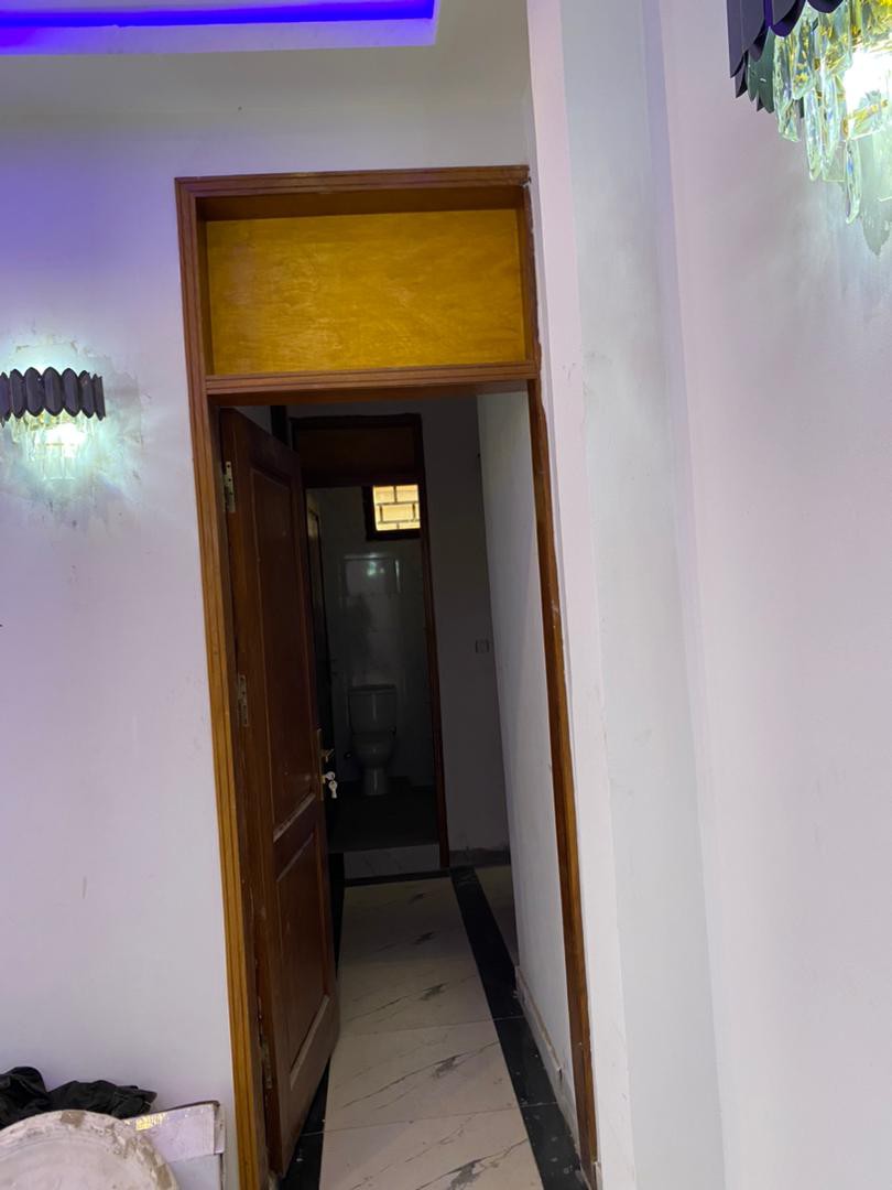 scaled_1000081886 Appartement à Louer – Ngaliema, Kinshasa